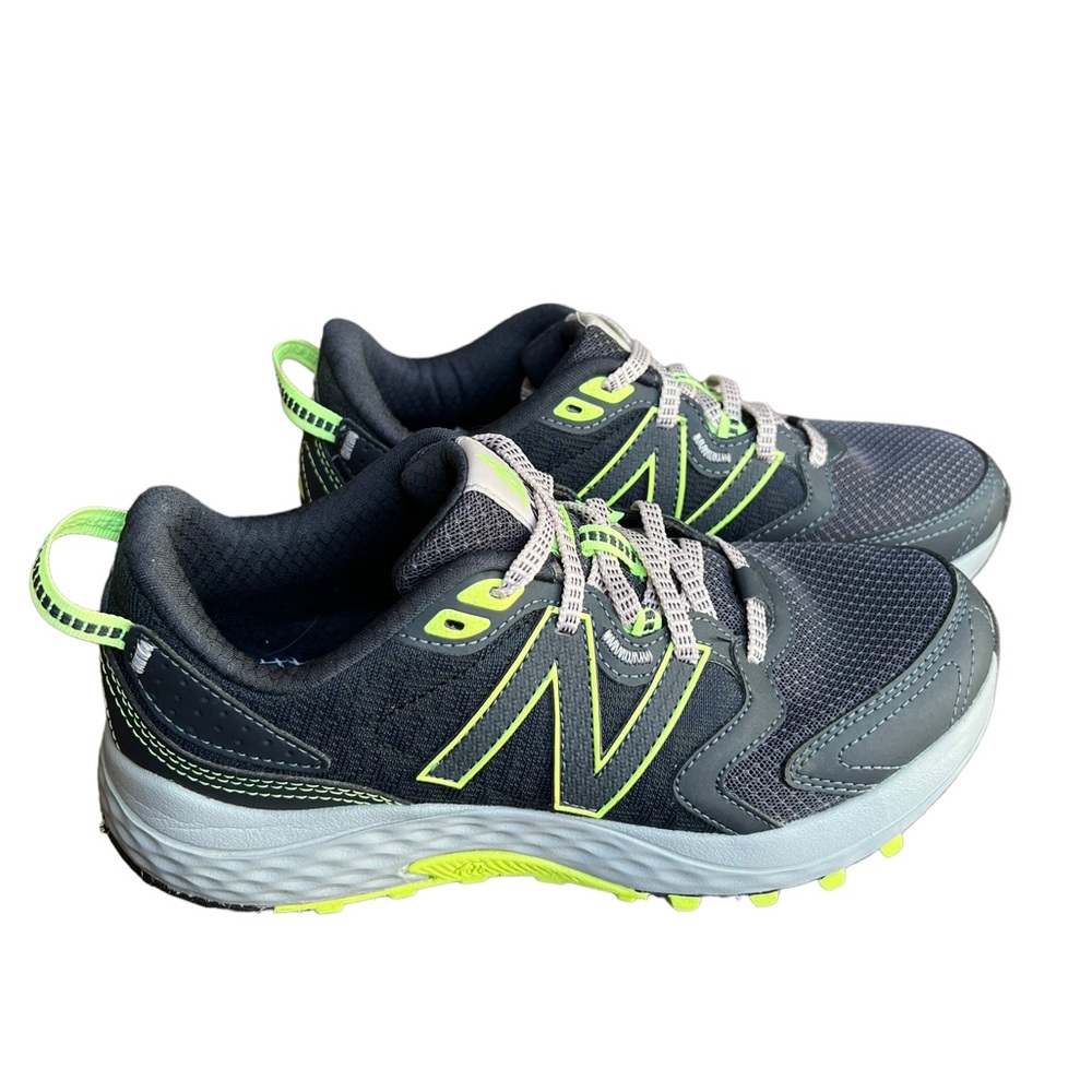 New Balance Women’s 410 V7 Trail Running Sneaker size 8